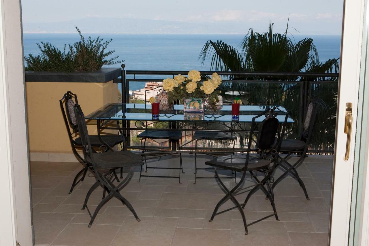 Taormina Seaview Apartment - Taormina Holidays Luaran gambar
